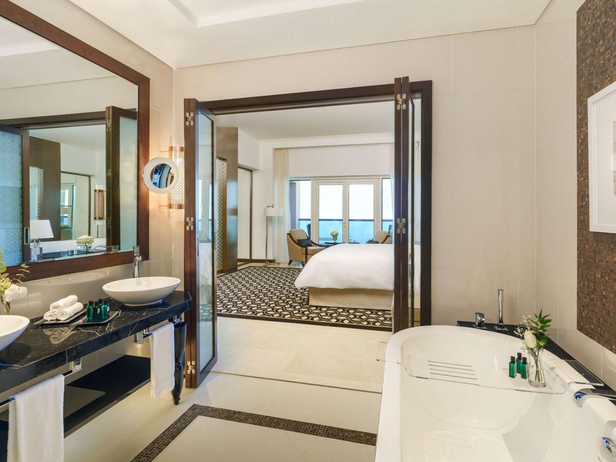 Rixos Marina 5*