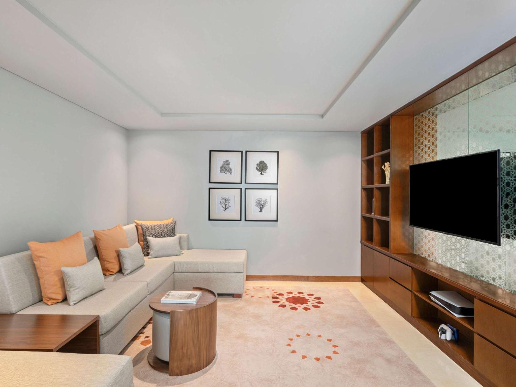 Rixos Marina 5* أبو ظبي